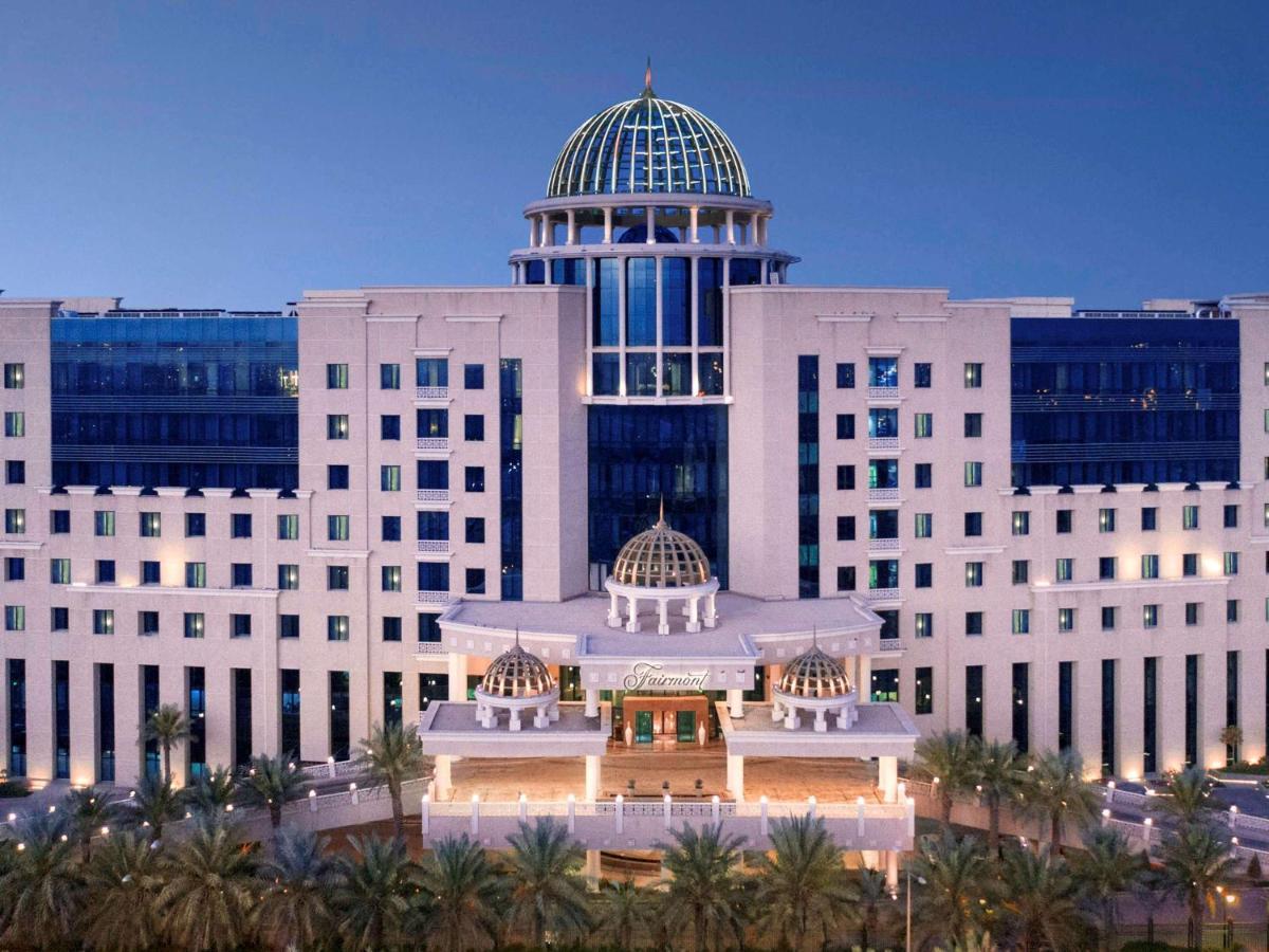 Fairmont Riyadh Eksteriør billede The Ritz-Carlton, Dubai